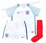 England Home 2016 1.jpg