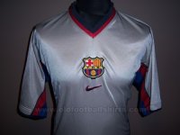 barcelona-away-football-shirt-2000-2001-s_28608_1.jpg