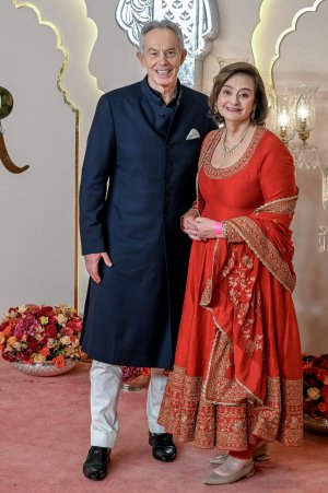 13AMBANI-WEDDING-WEEKEND-blair-bptl-mobileMasterAt3x.jpg