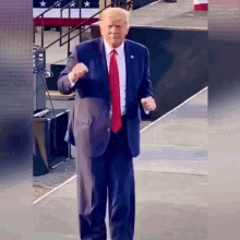 trump-dance.gif