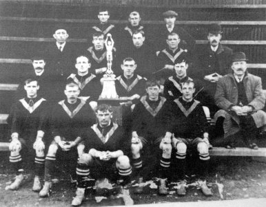 Westauckland_fc_1909_team.jpg Westauckland_fc_1909_team.jpg