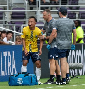 Benfica 6 Auckland 0 - 20th June 2025 (Photo - Nigel G Worrall) -7060.jpg