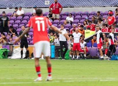 Benfica 6 Auckland 0 - 20th June 2025 (Photo - Nigel G Worrall) -7459.jpg