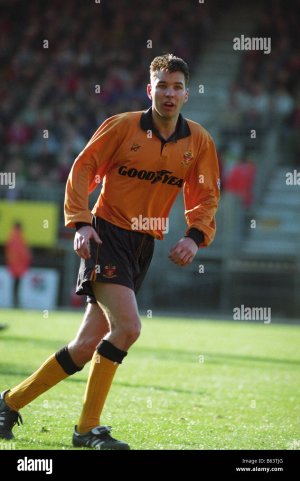 wolverhampton-wanderers-footballer-darren-ferguson-playing-against-B63TJG.jpg