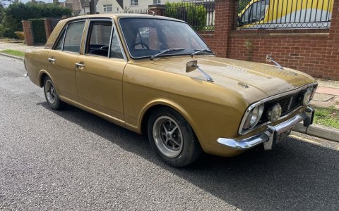 1970-ford-cortina-mk2-1600e-646235229bf78.jpg