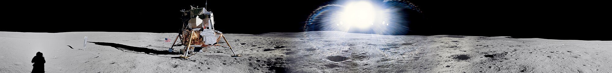 Apollo_14_landing_site_panorama.jpg