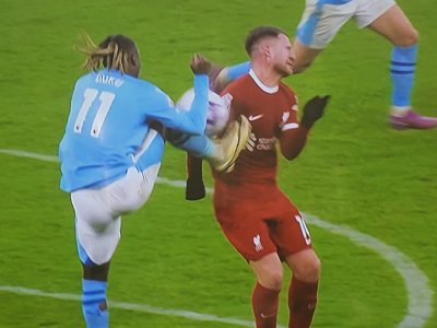 Man city v Liverpool 2.jpg