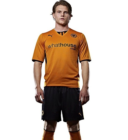 Whathouse-Wolves-Kit-2013.jpg