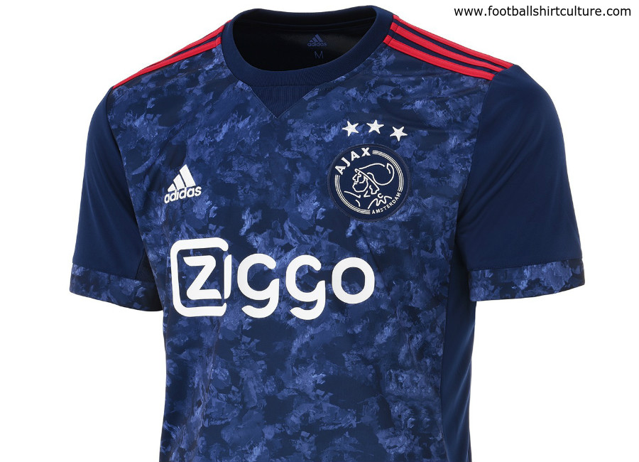 ajax_2017_18_adidas_away_kit.jpg