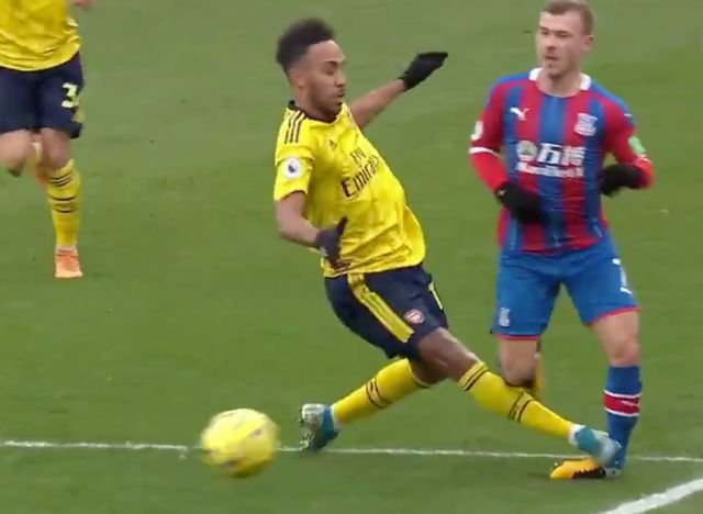 Aubameyang-red-card-Arsenal-Palace.jpg